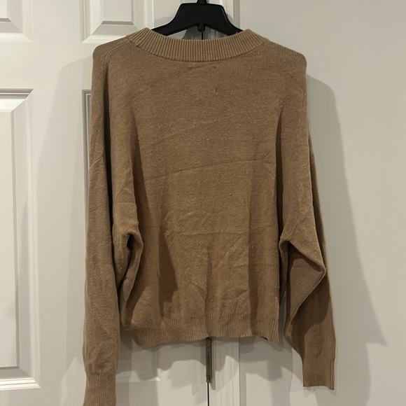 Abercrombie & Fitch Sweater - Picture 4 of 5